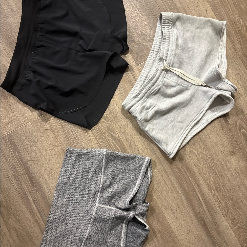 Lululemon shorts size 8